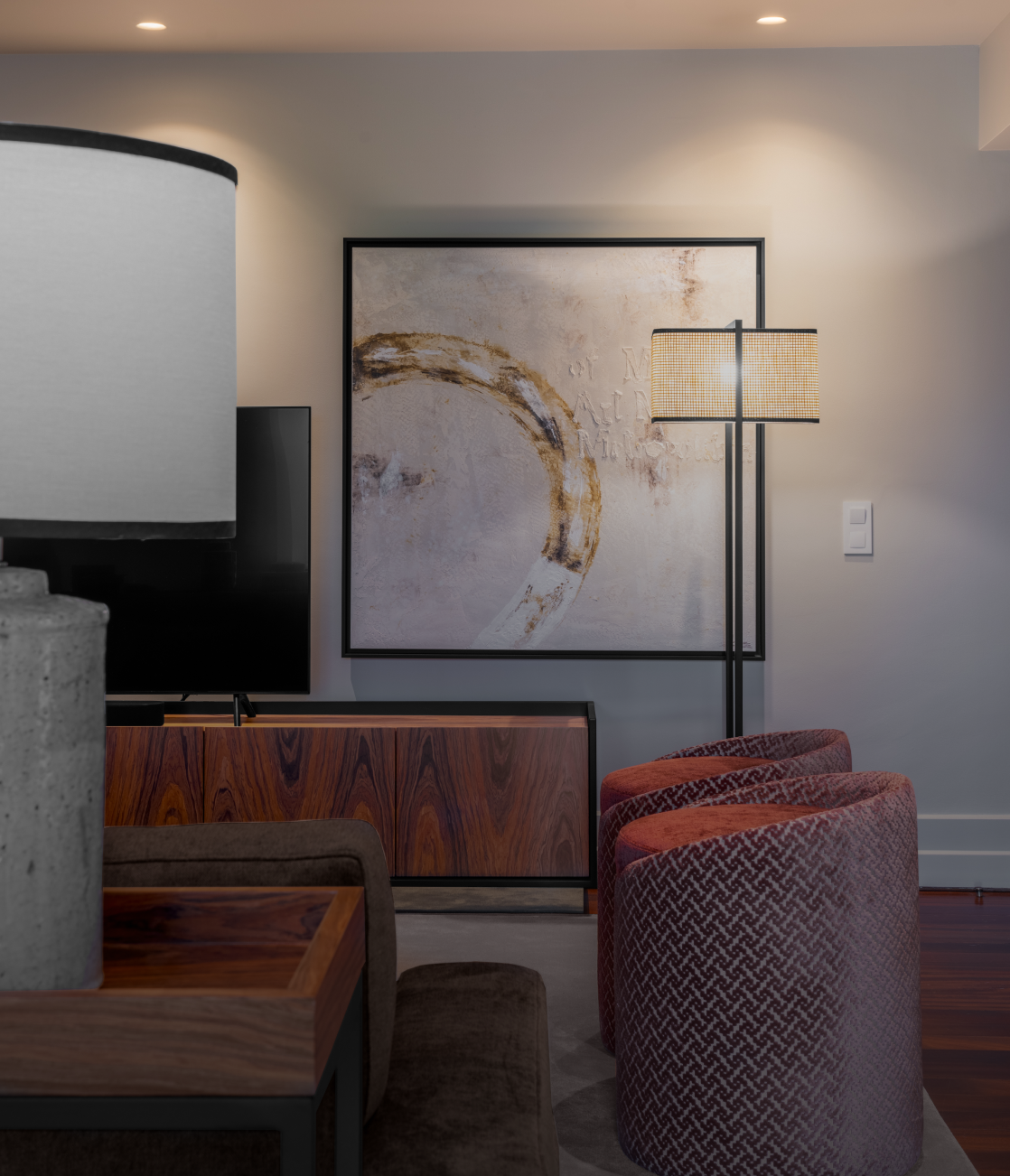 Sala de jantar com mobília personalizada - Apartamento Foz, design de interiores Conceição Lopes Porto